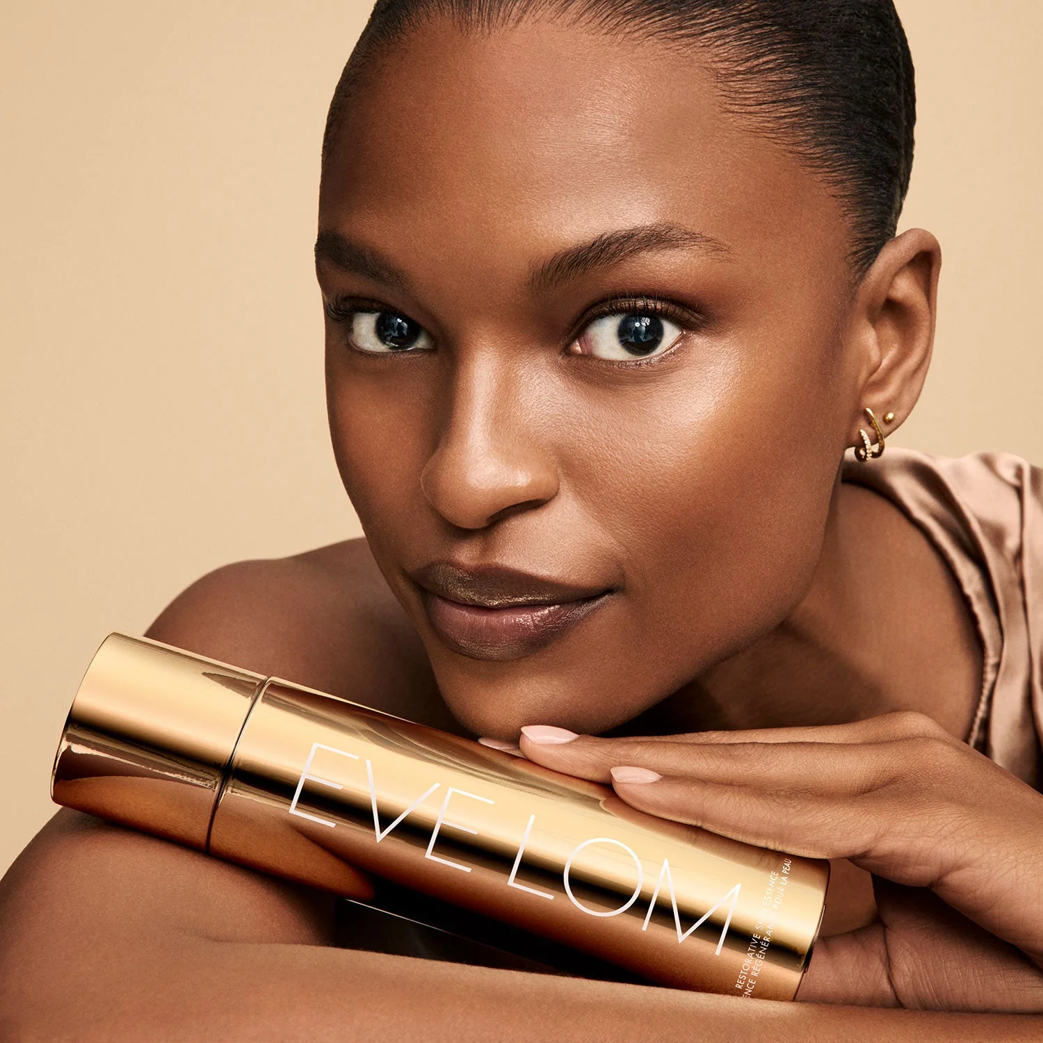 Time Retreat Restorative Skin Essence - Image 5